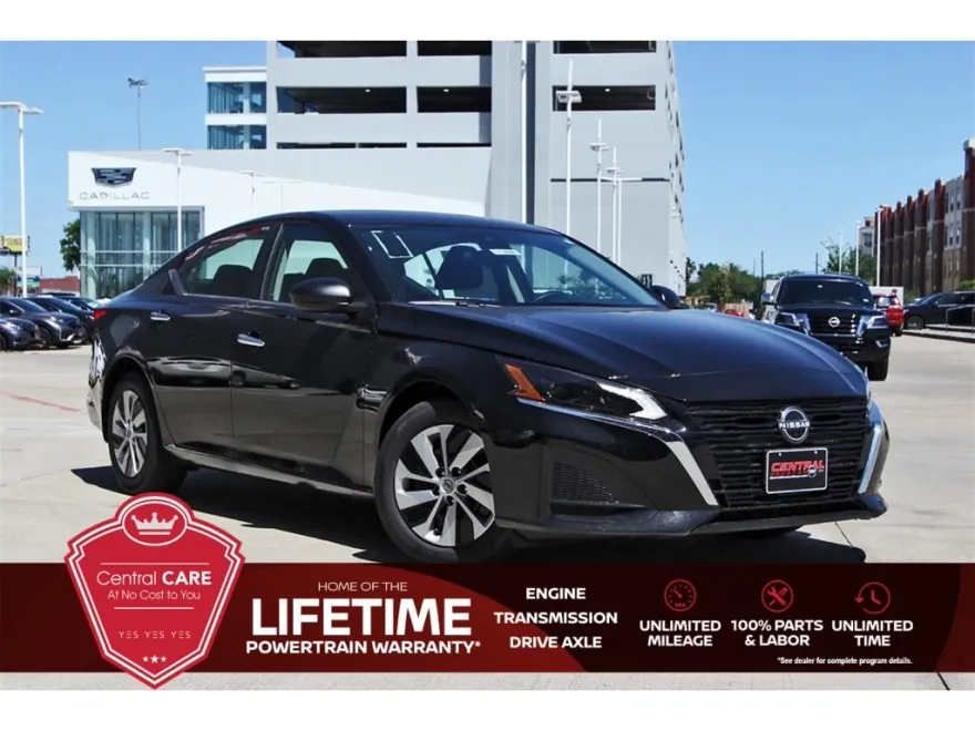 2025 Nissan Altima S photo 1