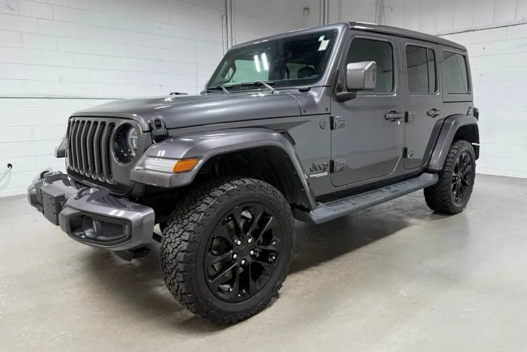 2021 Jeep Wrangler Sahara High Altitude W photo 1