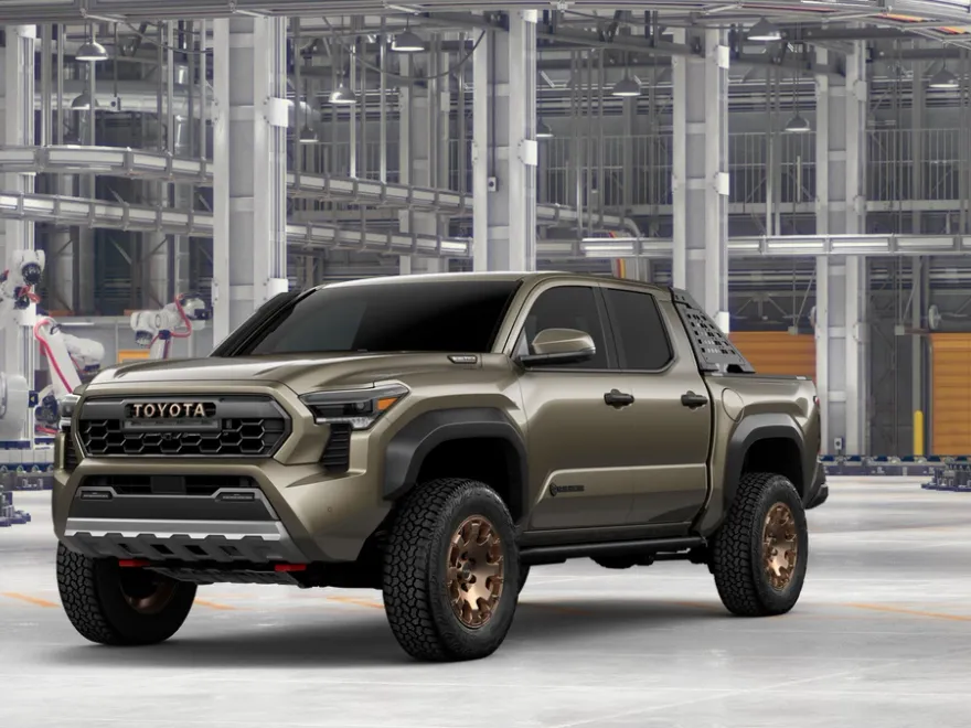 2025 Toyota Tacoma Trailhunter photo 1