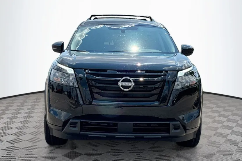 2025 Nissan Pathfinder SV photo 1