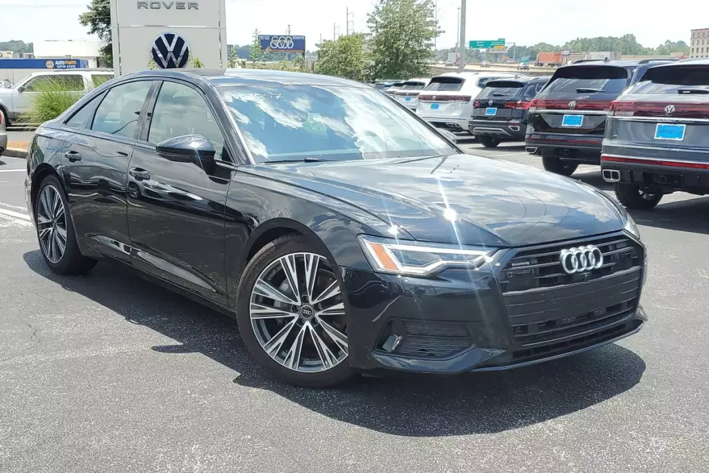 2023 Audi A6 Premium Plus photo 1