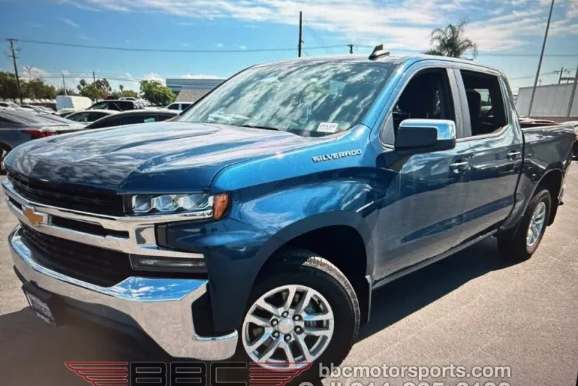 2019 Chevrolet Silverado 1500 LT photo 1