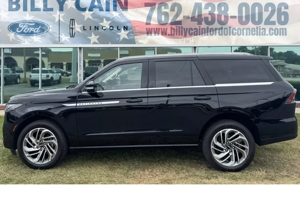 2025 Lincoln Navigator Reserve photo 1