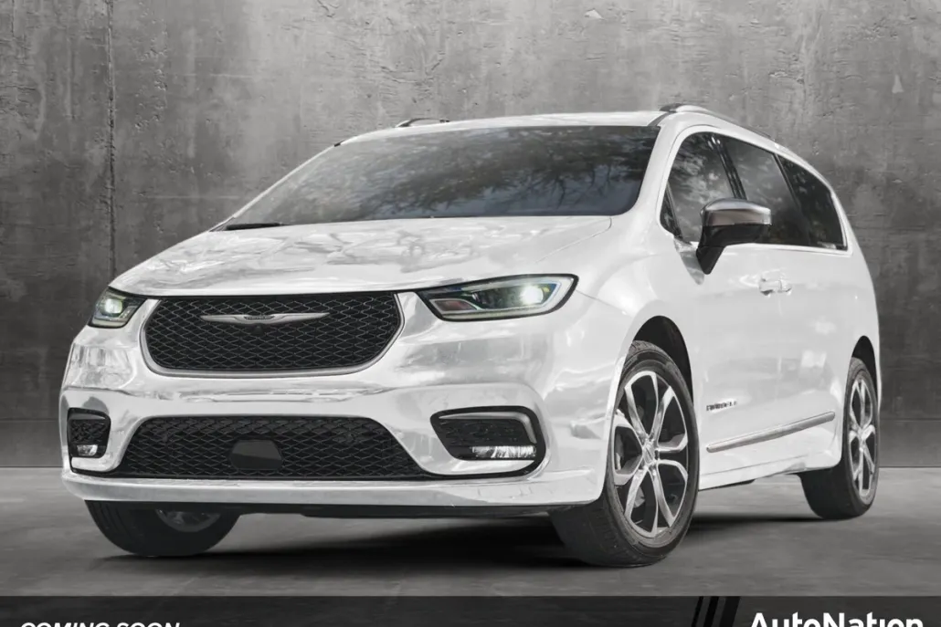 2025 Chrysler Pacifica Limited photo 1