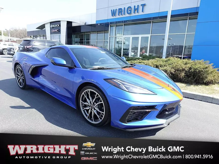 2023 Chevrolet Corvette 2LT photo 1