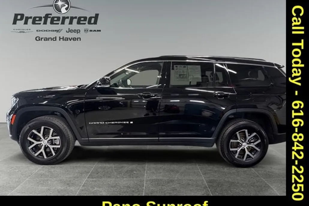2023 Jeep Grand Cherokee Limited photo 1