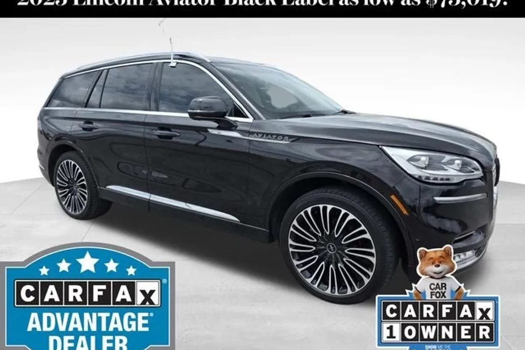 2023 Lincoln Aviator Black Label photo 1