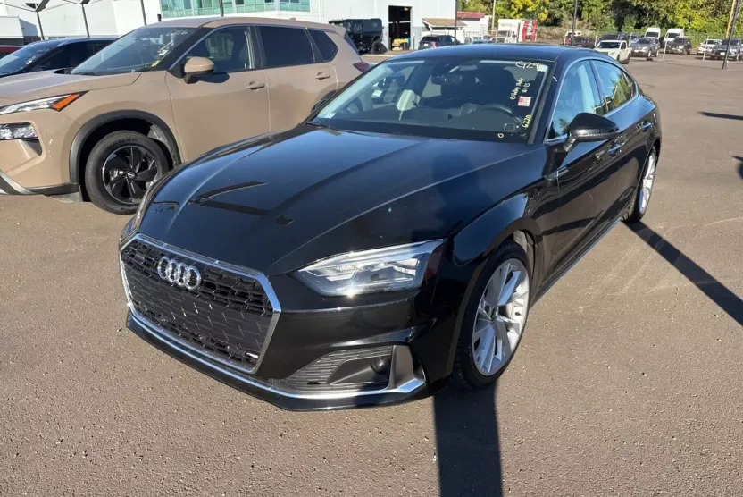 2022 Audi A5 Premium Quattro photo 1