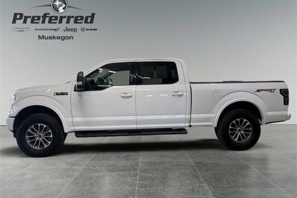2020 Ford F-150 XLT photo 1