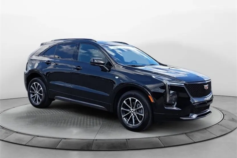 2025 Cadillac XT4 Sport photo 1