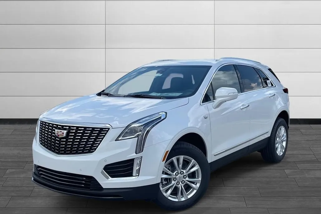 2025 Cadillac XT5 Luxury photo 1