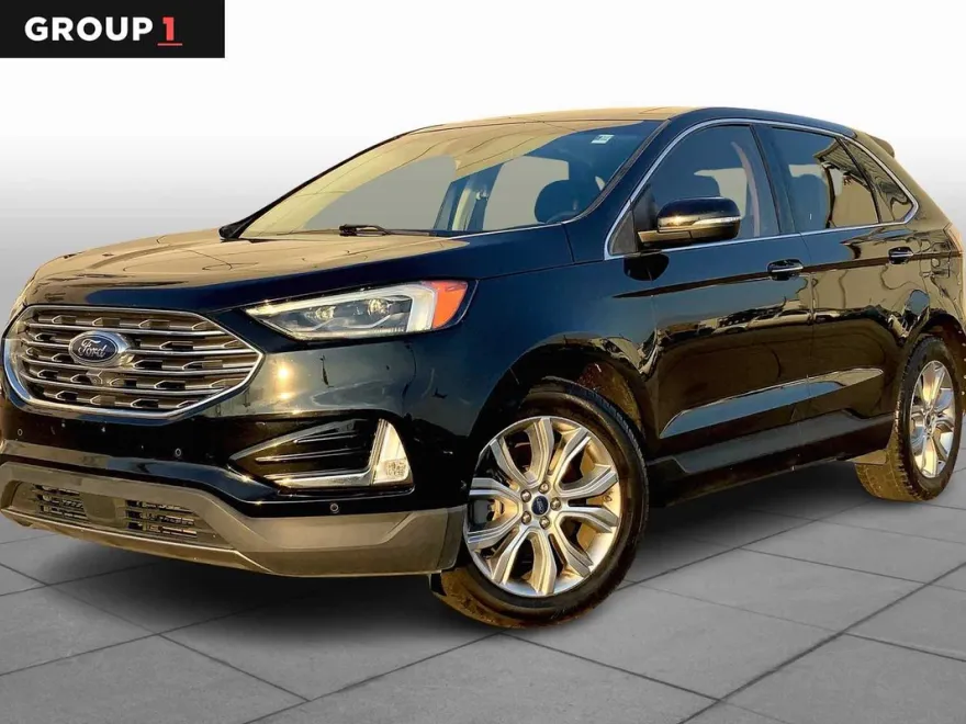 2019 Ford Edge Titanium photo 1