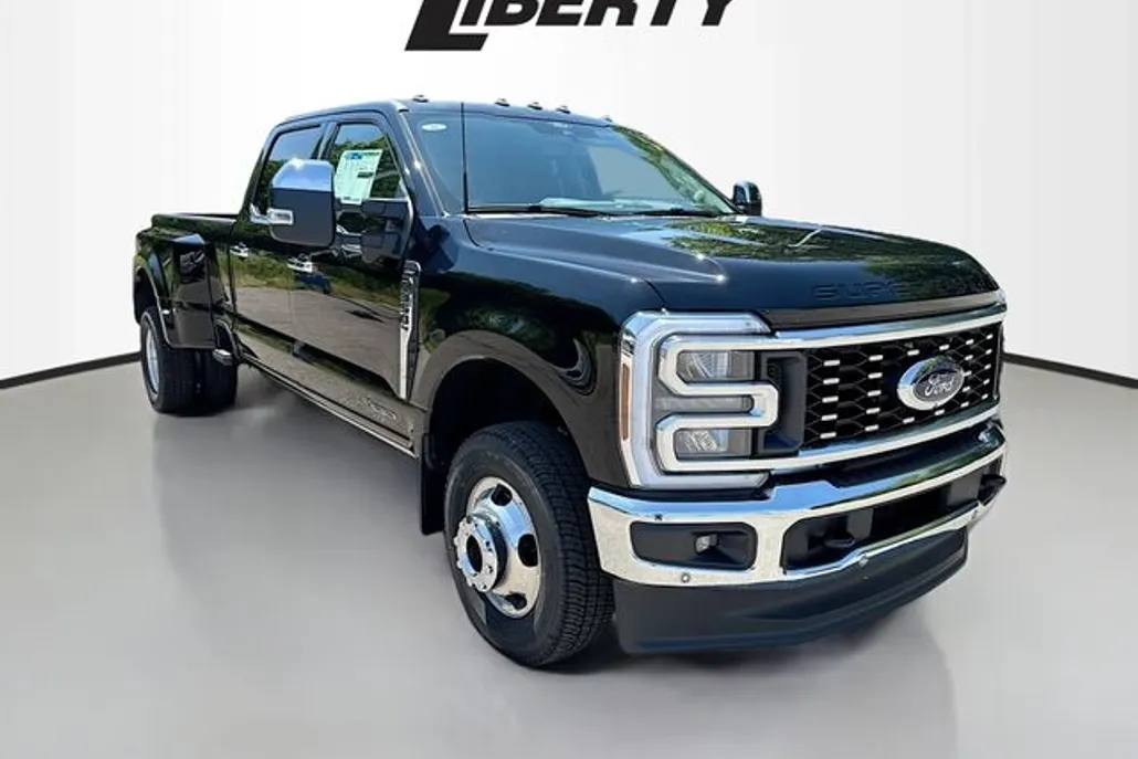 2025 Ford F-350 photo 1