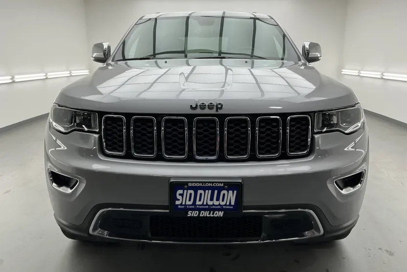 2020 Jeep Grand Cherokee Limited photo 1