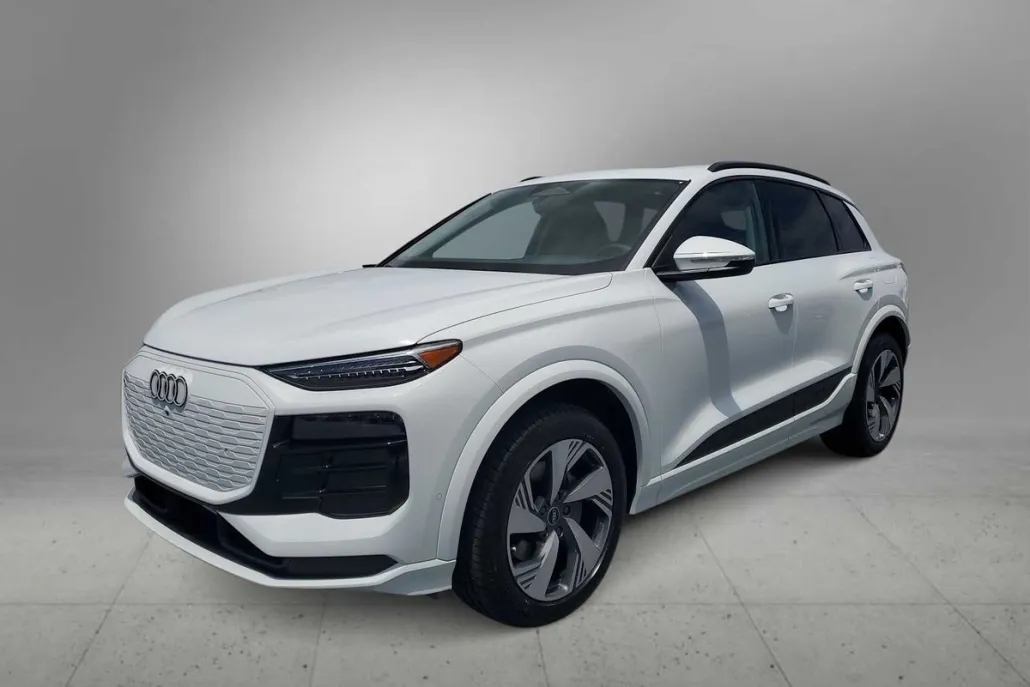 2025 Audi Q6 E-tron Premium Plus photo 1