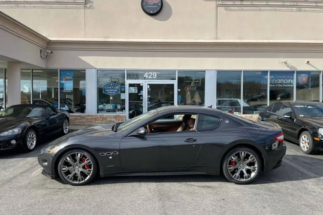2012 Maserati Granturismo S Automatic photo 1