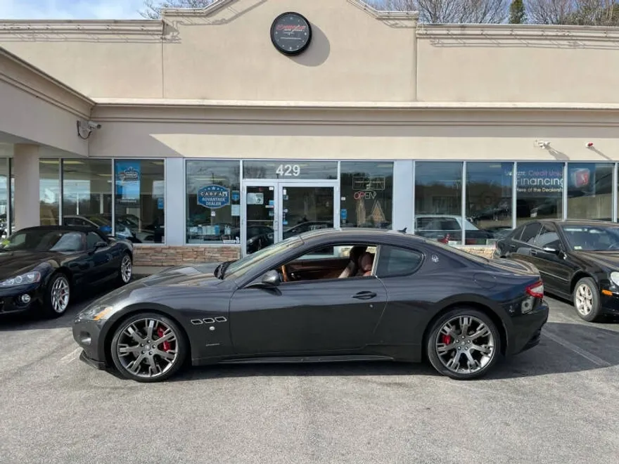 2012 Maserati Granturismo S Automatic photo 1