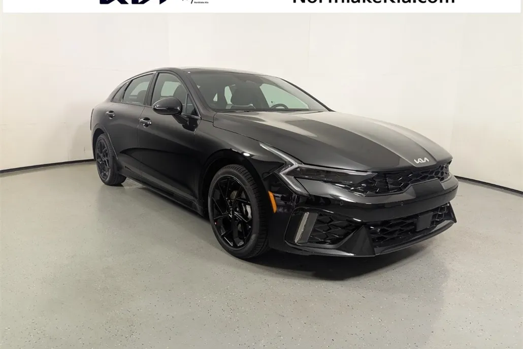 2026 Kia K5 GT-Line photo 1