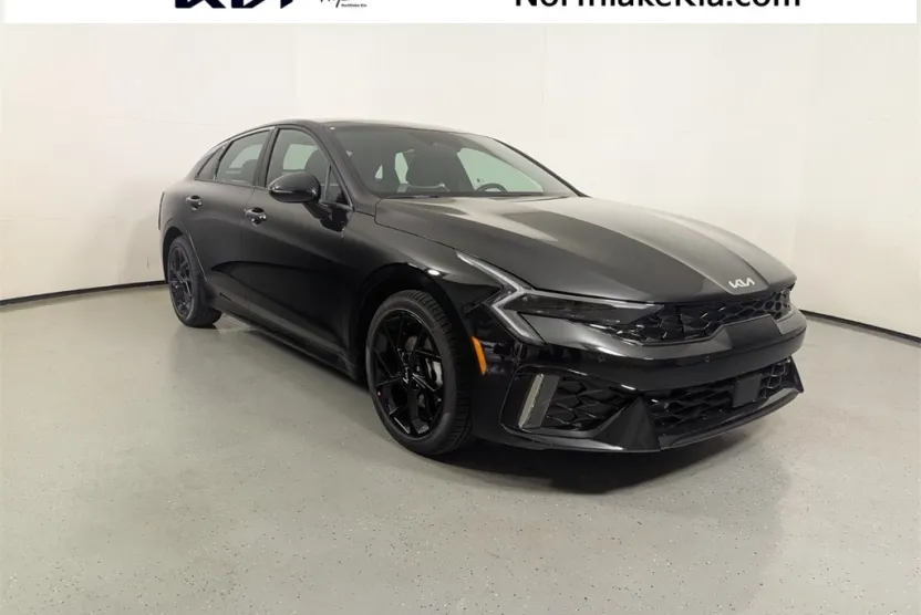 2026 Kia K5 GT-Line photo 1