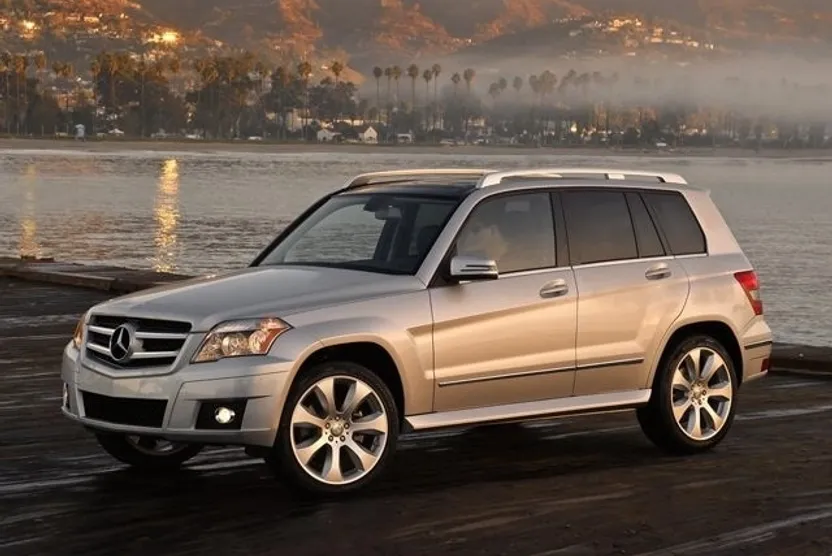 2010 Mercedes Benz GLK 350 photo 1
