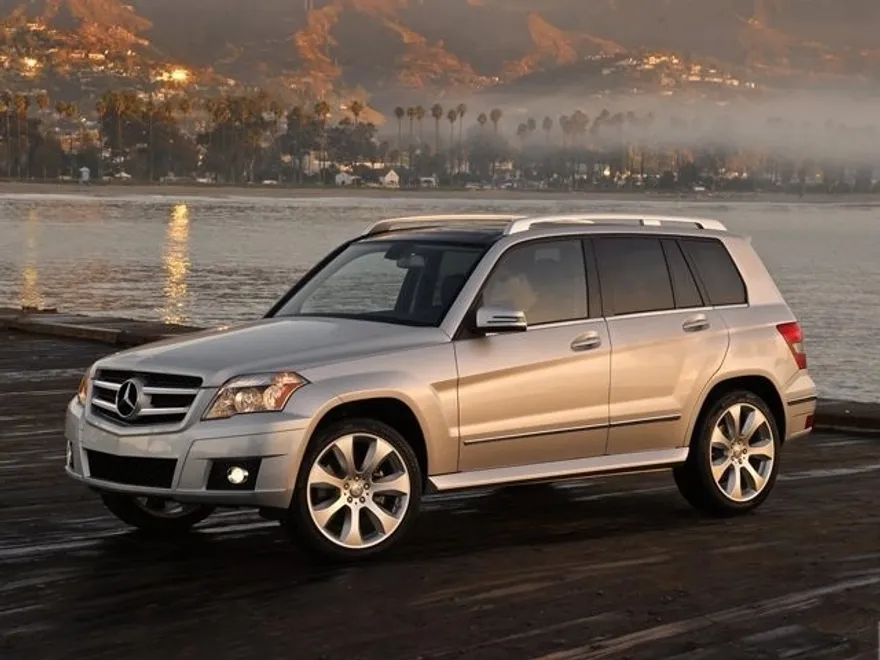 2010 Mercedes Benz GLK 350 photo 1