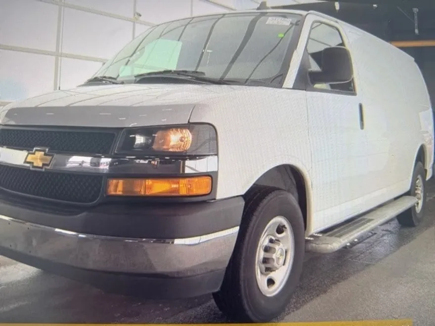2023 Chevrolet Express 2500 Cargo photo 1