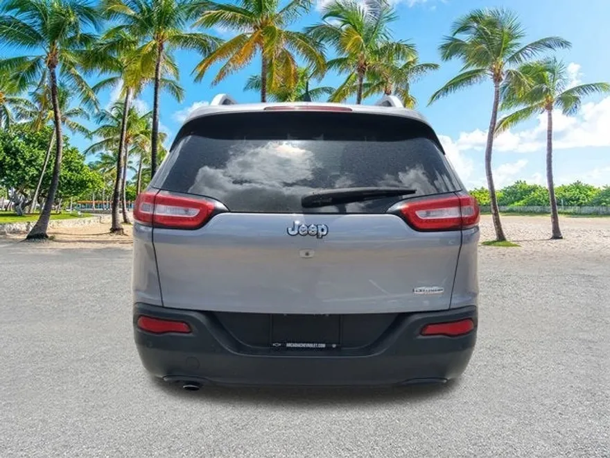 2018 Jeep Cherokee Latitude photo 1