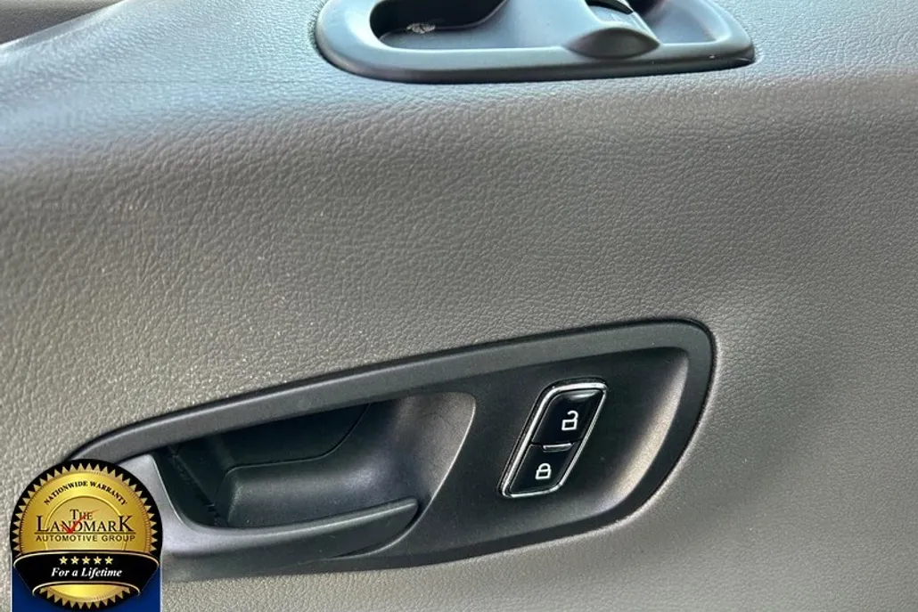 2023 Ford Transit Passenger XL photo 1