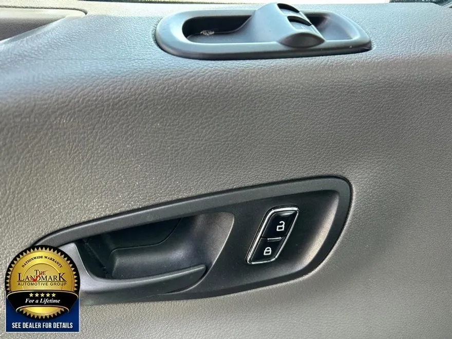 2023 Ford Transit Passenger XL photo 1