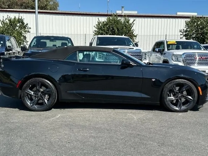 2021 Chevrolet Camaro 2SS photo 1