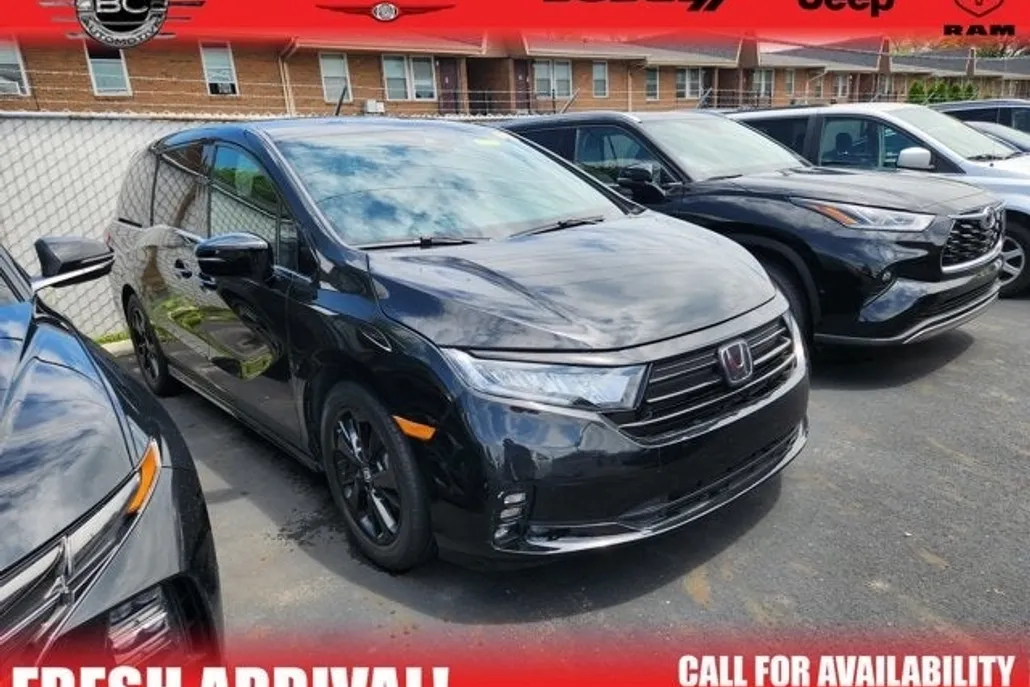 2023 Honda Odyssey Sport photo 1