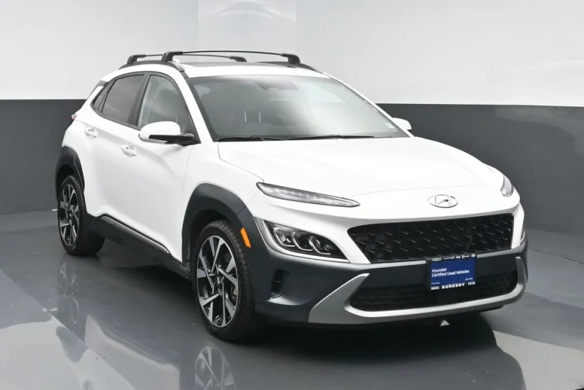 2023 Hyundai Kona Limited photo 1