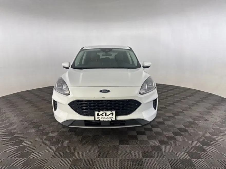 2021 Ford Escape SE photo 1