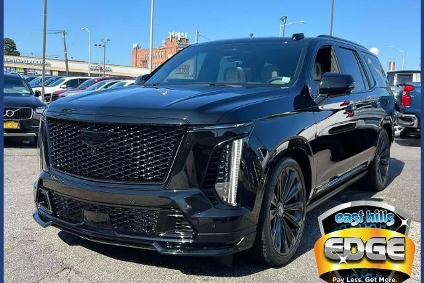 2025 Cadillac Escalade V-Series photo 1