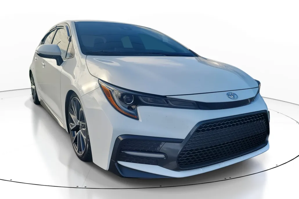 2021 Toyota Corolla SE photo 1