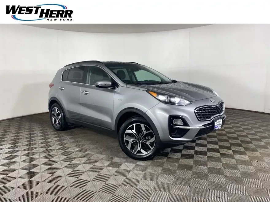 2022 Kia Sportage EX photo 1