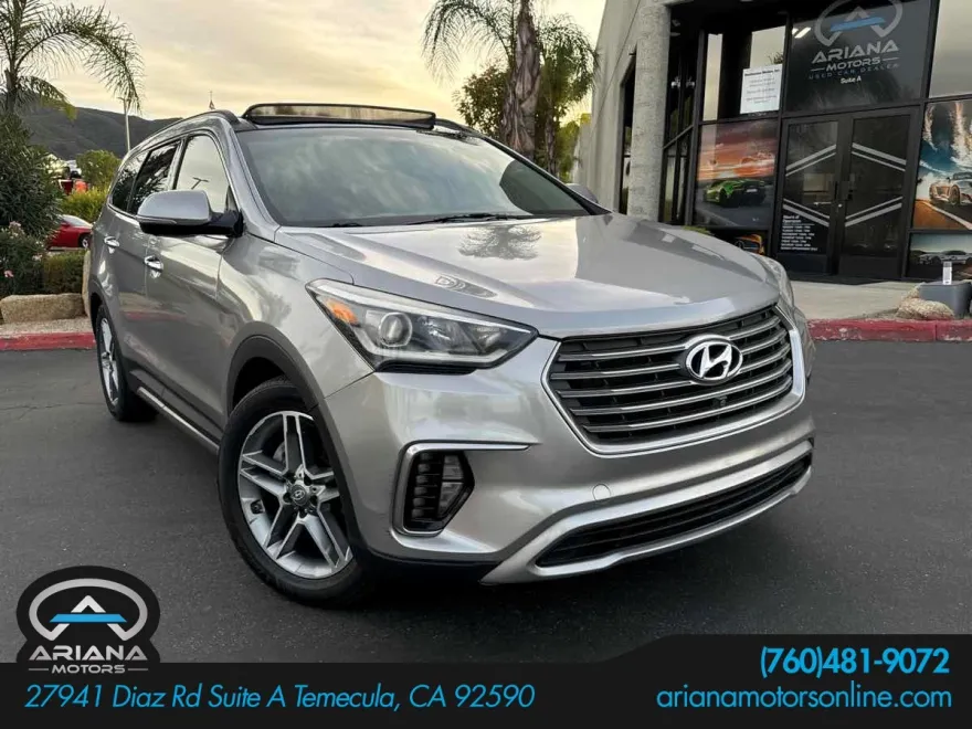 2017 Hyundai Santa Fe Limited Ultimate photo 1