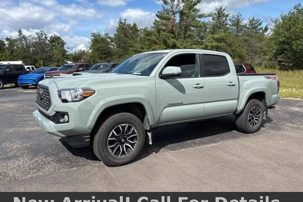 2023 Toyota Tacoma Sport photo 1