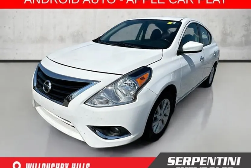 2019 Nissan Versa Sedan SV photo 1