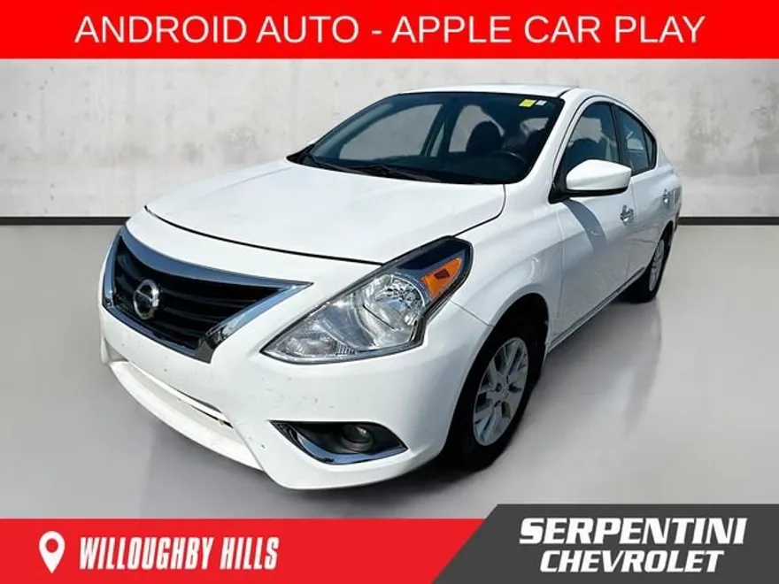 2019 Nissan Versa Sedan SV photo 1