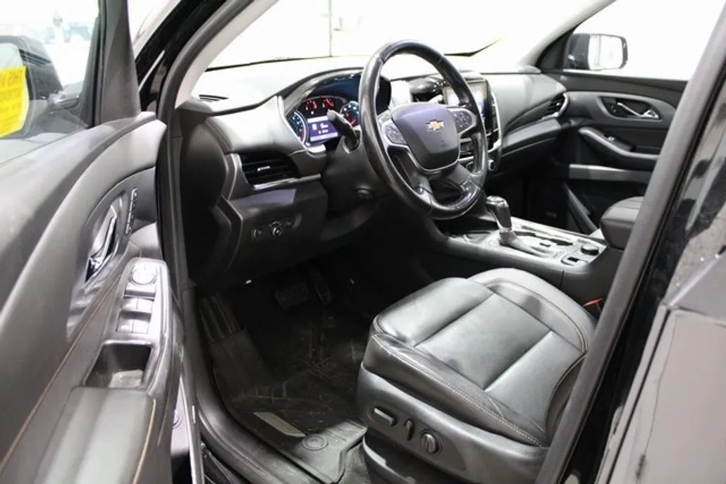 2020 Chevrolet Traverse Premier photo 1