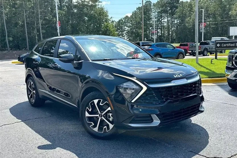 2023 Kia Sportage EX photo 1