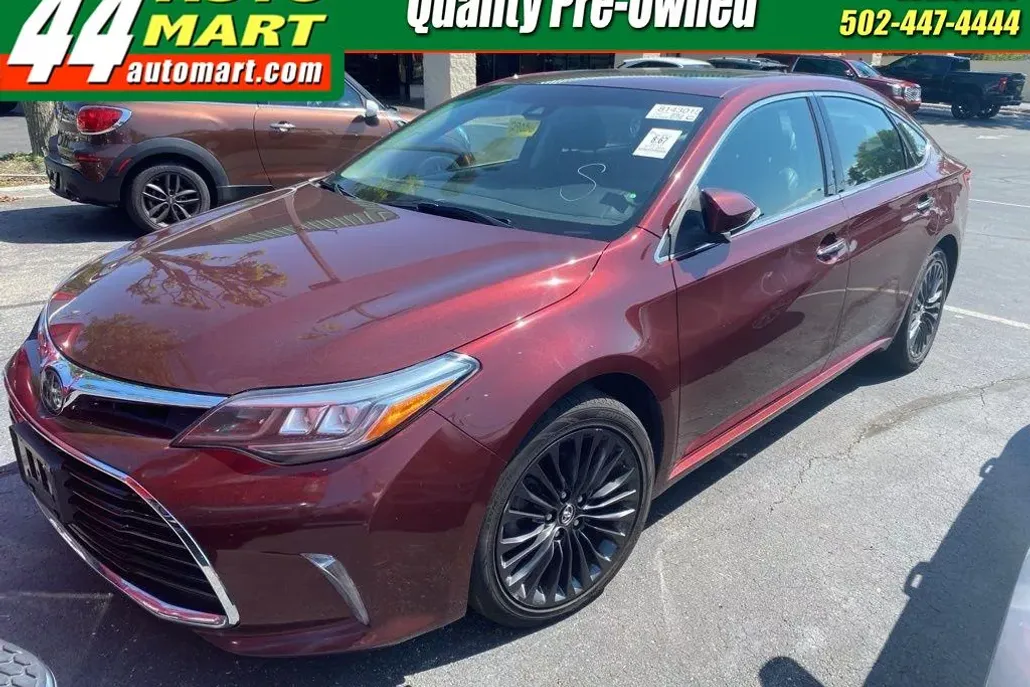 2017 Toyota Avalon Touring photo 1