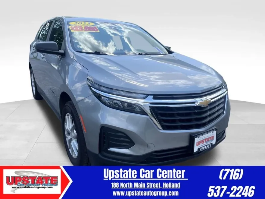 2023 Chevrolet Equinox LS photo 1