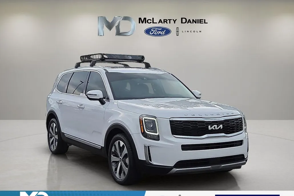 2022 Kia Telluride S photo 1