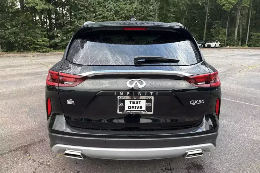 2024 Infiniti QX50 Luxe photo 1