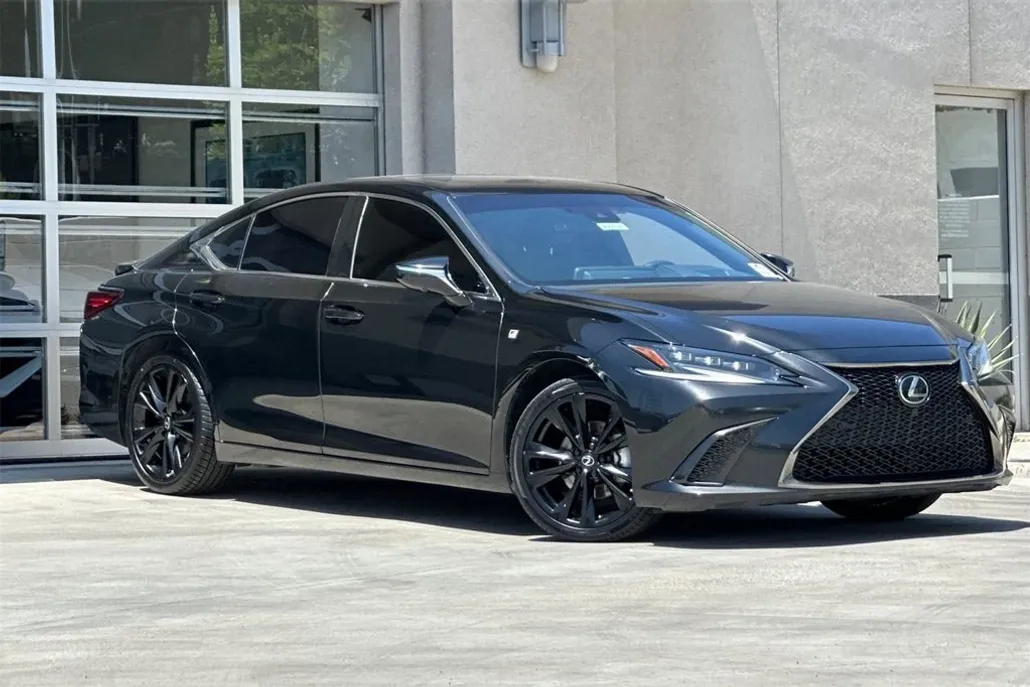 2024 Lexus ES 300h F SPORT Handling photo 1