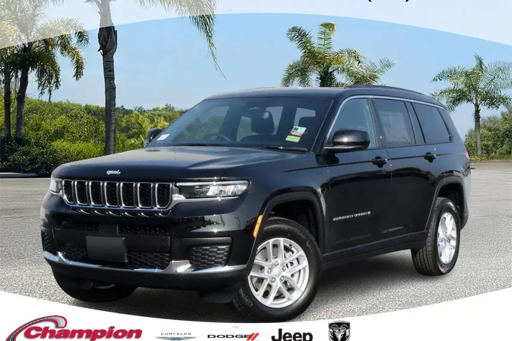 2025 Jeep Grand Cherokee Laredo photo 1