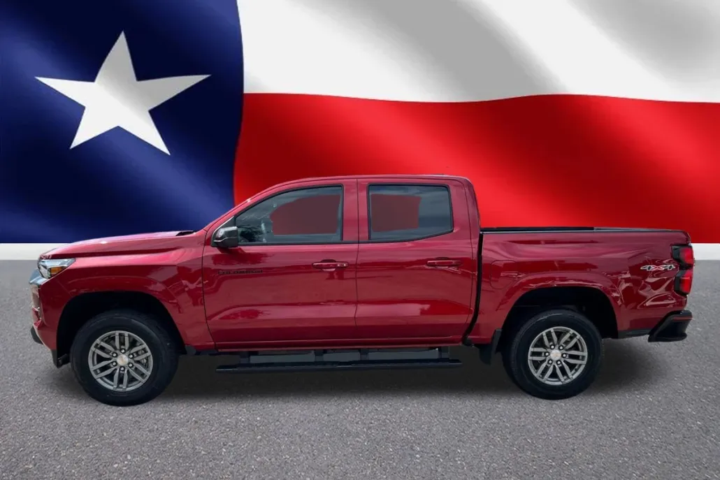 2026 Chevrolet Colorado LT photo 1