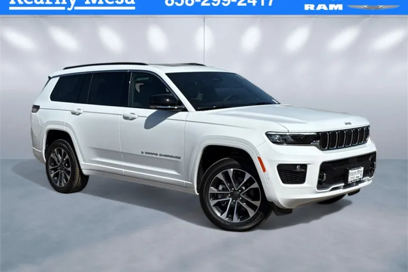 2025 Jeep Grand Cherokee Overland photo 1